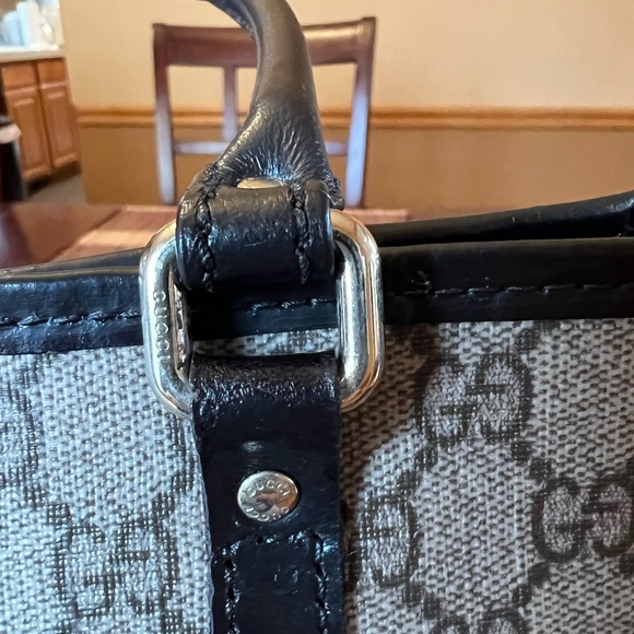 Gucci shoulder bag - Picture 10 of 16